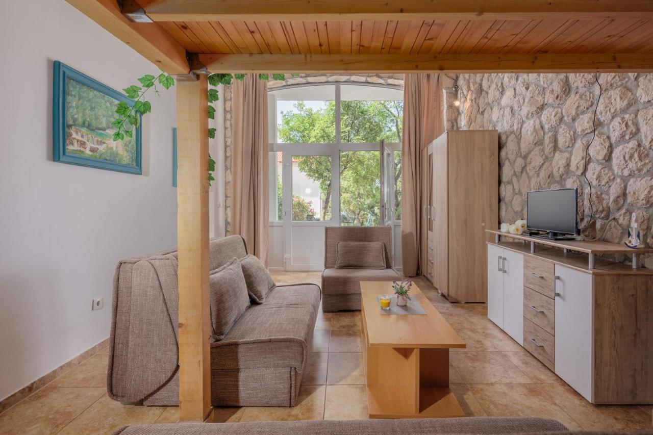 Apartments Tommi دْغاماي المظهر الخارجي الصورة